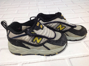 New Balance GRAY & NAVY Sneakers