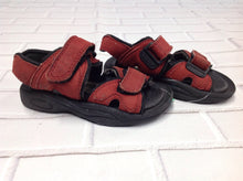 STONE MOUNTAIN Red Sandals