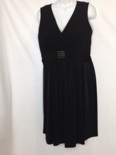 Size 1X Motherhood Black Dress