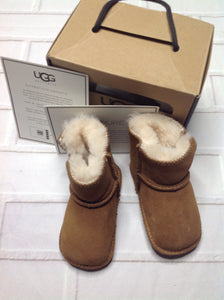 Products – Tagged UGG – Tomorrow's Child Resale